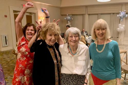 Holiday-Party2022-10